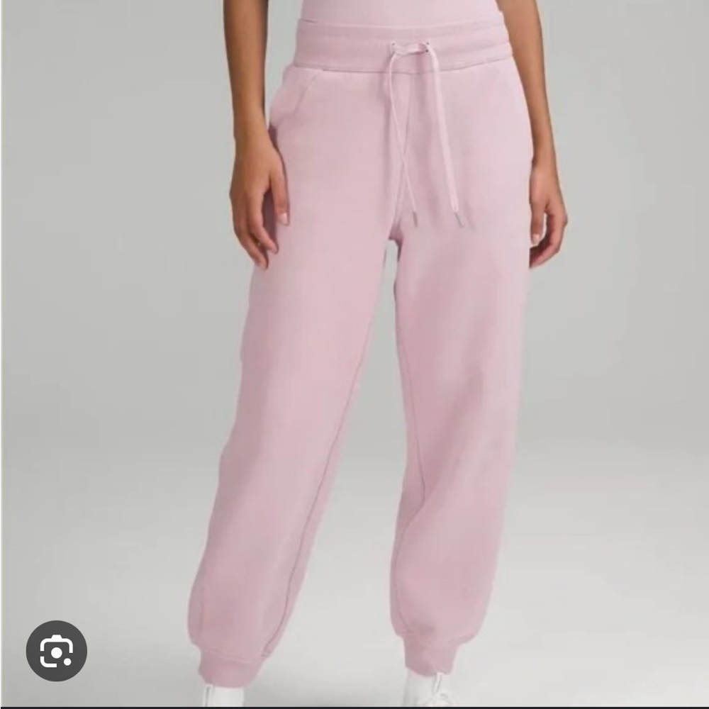 Lululemon NWT Scuba HR Relaxed Jogger Pink Peony